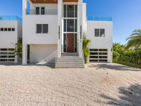 Exterior - 83 Tingler Ln, Marathon, FL 33050 photo 3 of 16