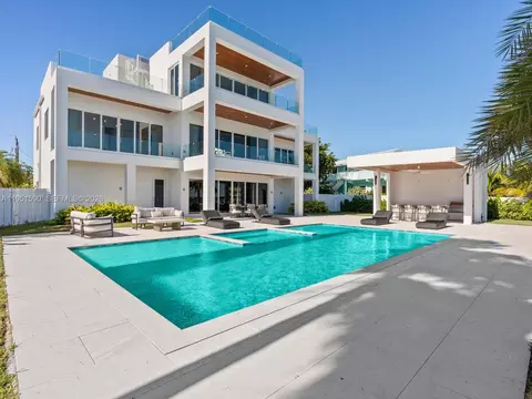 Exterior - 83 Tingler Ln, Marathon, FL 33050 photo 7 of 16