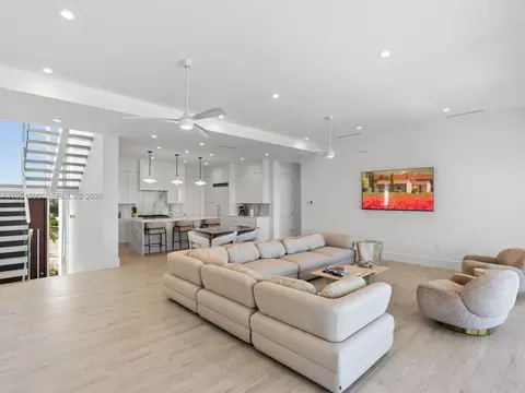 Living - 83 Tingler Ln, Marathon, FL 33050 photo 1 of 6