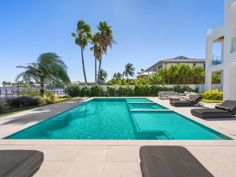Exterior - 83 Tingler Ln, Marathon, FL 33050 photo 9 of 16