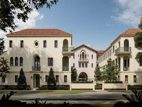 504 Malaga Ave #T13, Coral Gables, FL 33134