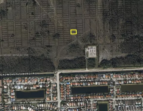 42 Nd St Sw 160th Ct, Miami, FL 33185