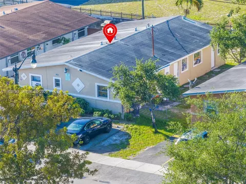 3020 NW 2nd St, Pompano Beach, FL 33069