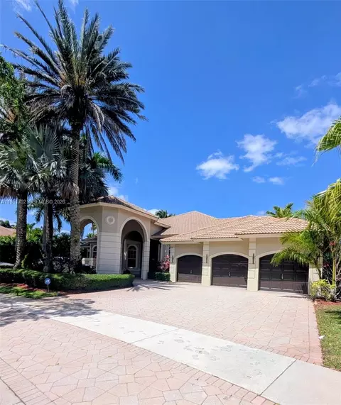 104 Dockside Cir, Weston, FL 33327