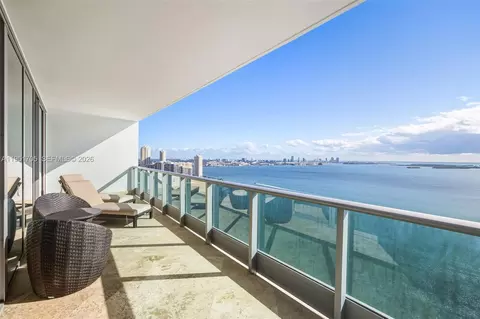 1331 Brickell Bay Dr #2807, Miami, FL 33131