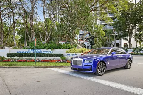 3640 Yacht Club Dr #708, Aventura, FL 33180