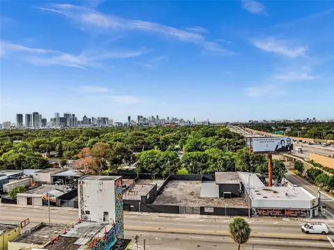 570 NW 54th St, Miami, FL 33127 photo 1