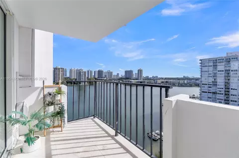 2780 NE 183rd St #1414, Aventura, FL 33160