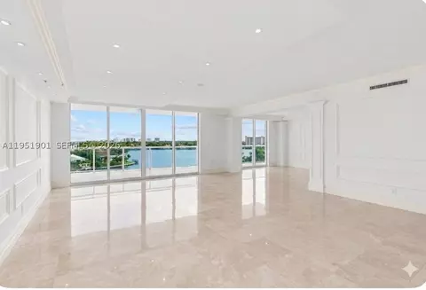20201 E Country Club Dr #608, Aventura, FL 33180