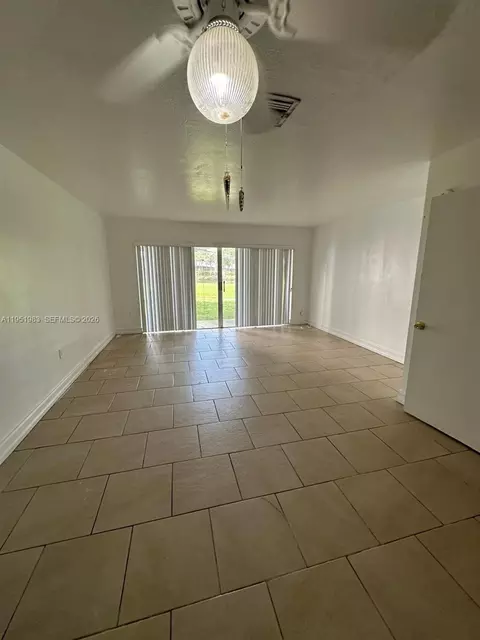 7344 SW 82nd St #C115, Miami, FL 33143