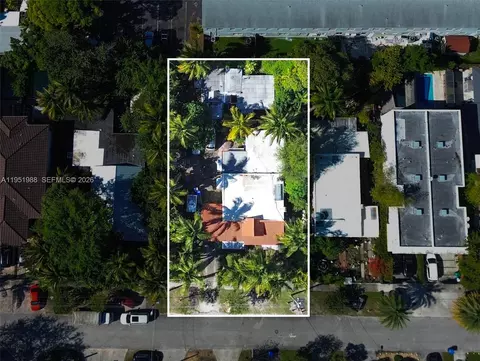 2256 SW 16th Ct, Miami, FL 33145