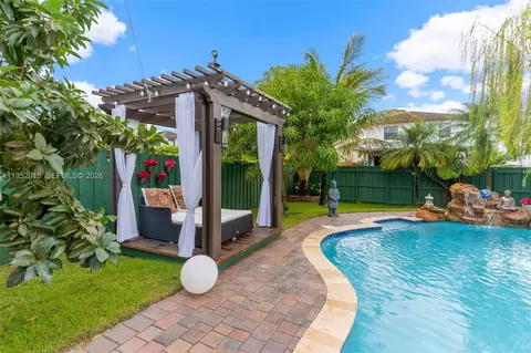 25010 SW 107th Ct, Homestead, FL 33032