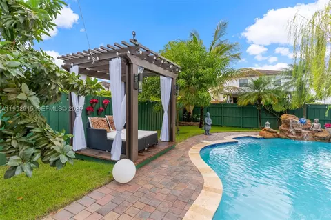 25010 SW 107th Ct, Homestead, FL 33032