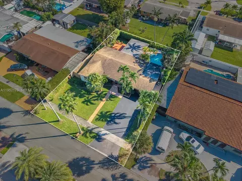 View/Area - 1300 W 77th St, Hialeah, FL 33014 photo 10 of 10