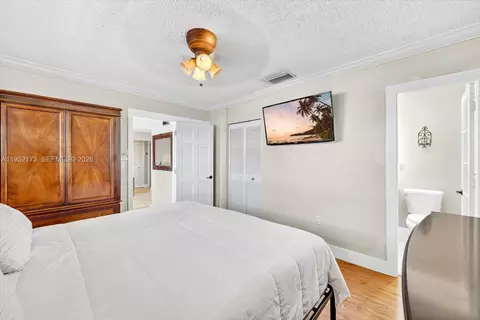 Bedroom - 1300 W 77th St, Hialeah, FL 33014 photo 2 of 5
