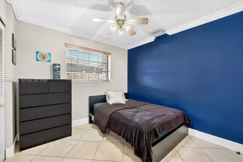 Bedroom - 1300 W 77th St, Hialeah, FL 33014 photo 5 of 5