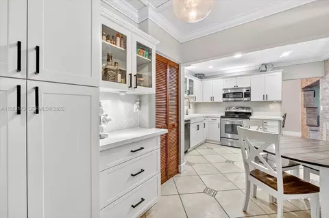 Kitchen - 1300 W 77th St, Hialeah, FL 33014 photo 4 of 4