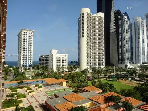 Undisclosed, Sunny Isles Beach, FL 33160