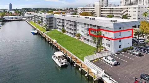 3600 NE 170th St #312, North Miami Beach, FL 33160
