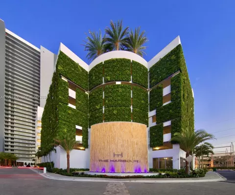 16385 Biscayne Blvd #3217, North Miami Beach, FL 33160