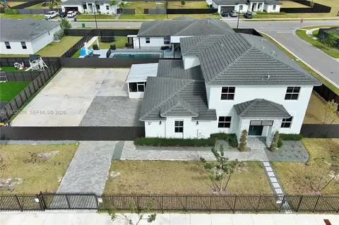 16925 SW 289th Ter, Homestead, FL 33030