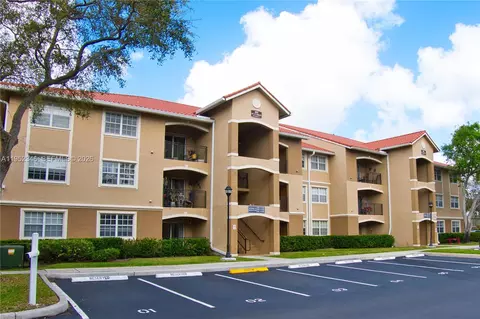 100 SW 117th Ter #2303, Pembroke Pines, FL 33025