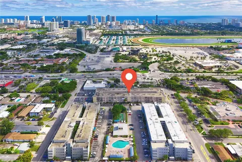410 SE 2nd St #114, Hallandale Beach, FL 33009