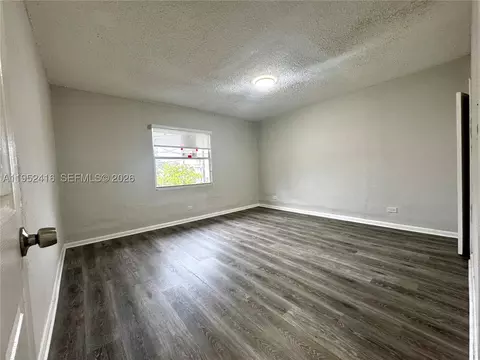 Bedroom - 529 SW 3rd St, Miami, FL 33130 photo 3 of 3