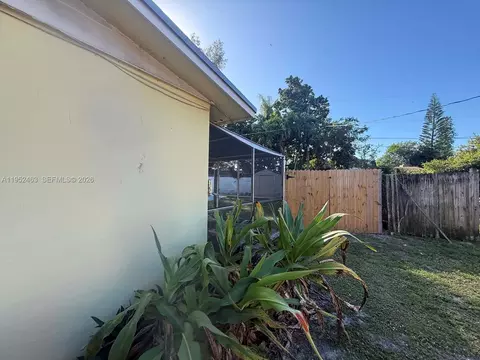 1870 NE 154th Ter, North Miami Beach, FL 33162 photo 12