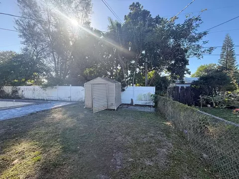 1870 NE 154th Ter, North Miami Beach, FL 33162 photo 5