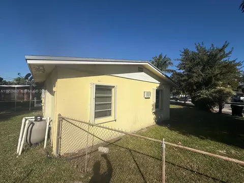 1870 NE 154th Ter, North Miami Beach, FL 33162 photo 6