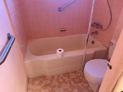1870 NE 154th Ter, North Miami Beach, FL 33162 photo 19