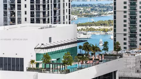 11 NE 6 St #3210, Miami, FL 33132