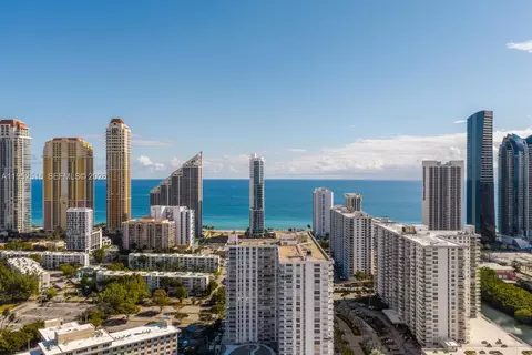 231 174th St #2018, Sunny Isles Beach, FL 33160