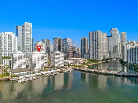 905 Brickell Bay Dr #931, Miami, FL 33131