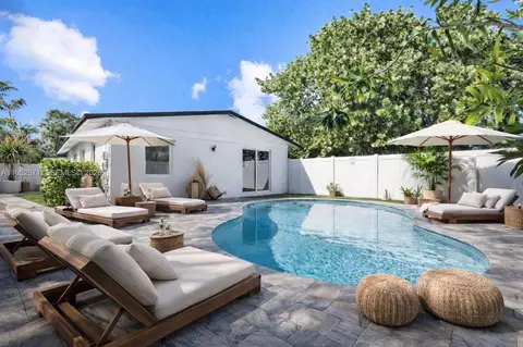 416 NE 29th St, Wilton Manors, FL 33334