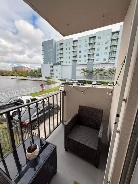 5501 NW 7th St #E207, Miami, FL 33126