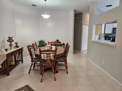 Dining - 6785 SE Warwick Ln, Stuart, FL 34997 photo 1 of 4
