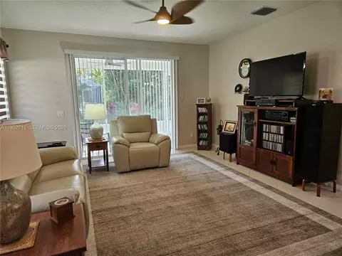 Living - 6785 SE Warwick Ln, Stuart, FL 34997 photo 4 of 6