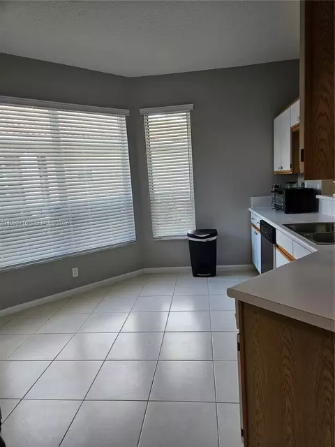 Kitchen - 6785 SE Warwick Ln, Stuart, FL 34997 photo 3 of 6