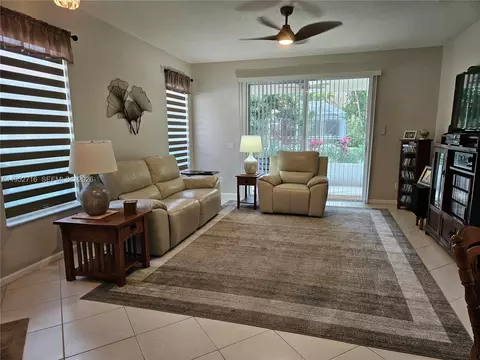 Living - 6785 SE Warwick Ln, Stuart, FL 34997 photo 6 of 6