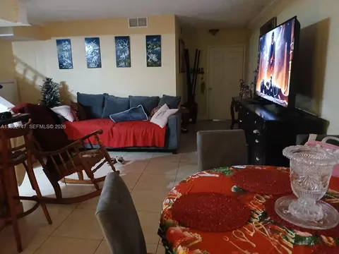7854 W 10th Ave #7854, Hialeah, FL 33014