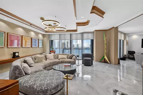 4000 Island Blvd #2602, Aventura, FL 33160