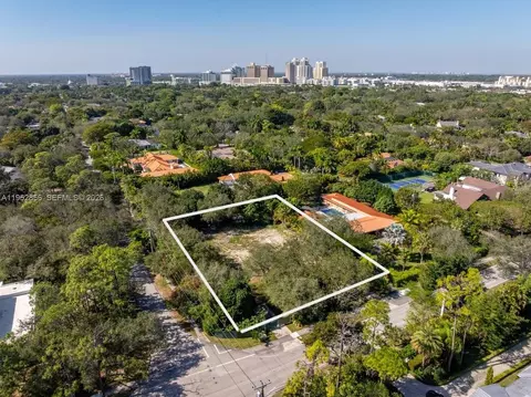 9790 SW 67th Ave, Pinecrest, FL 33156