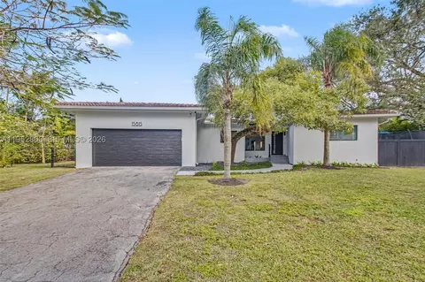 15815 SW 85th Ave, Palmetto Bay, FL 33157