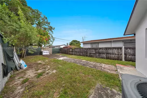 Exterior - 458 E 20th St, Hialeah, FL 33013 photo 6 of 7