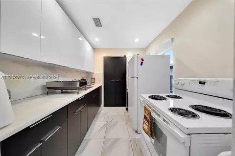 Other - 458 E 20th St, Hialeah, FL 33013 photo 8 of 16