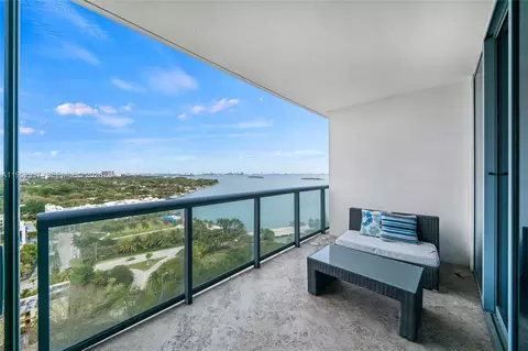 601 NE 36th St #1704, Miami, FL 33137