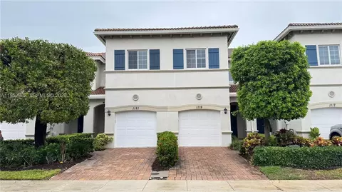 1121 Vermilion Dr, West Palm Beach, FL 33461