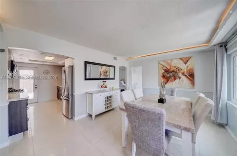 801 E 16th Pl, Hialeah, FL 33010 photo 8